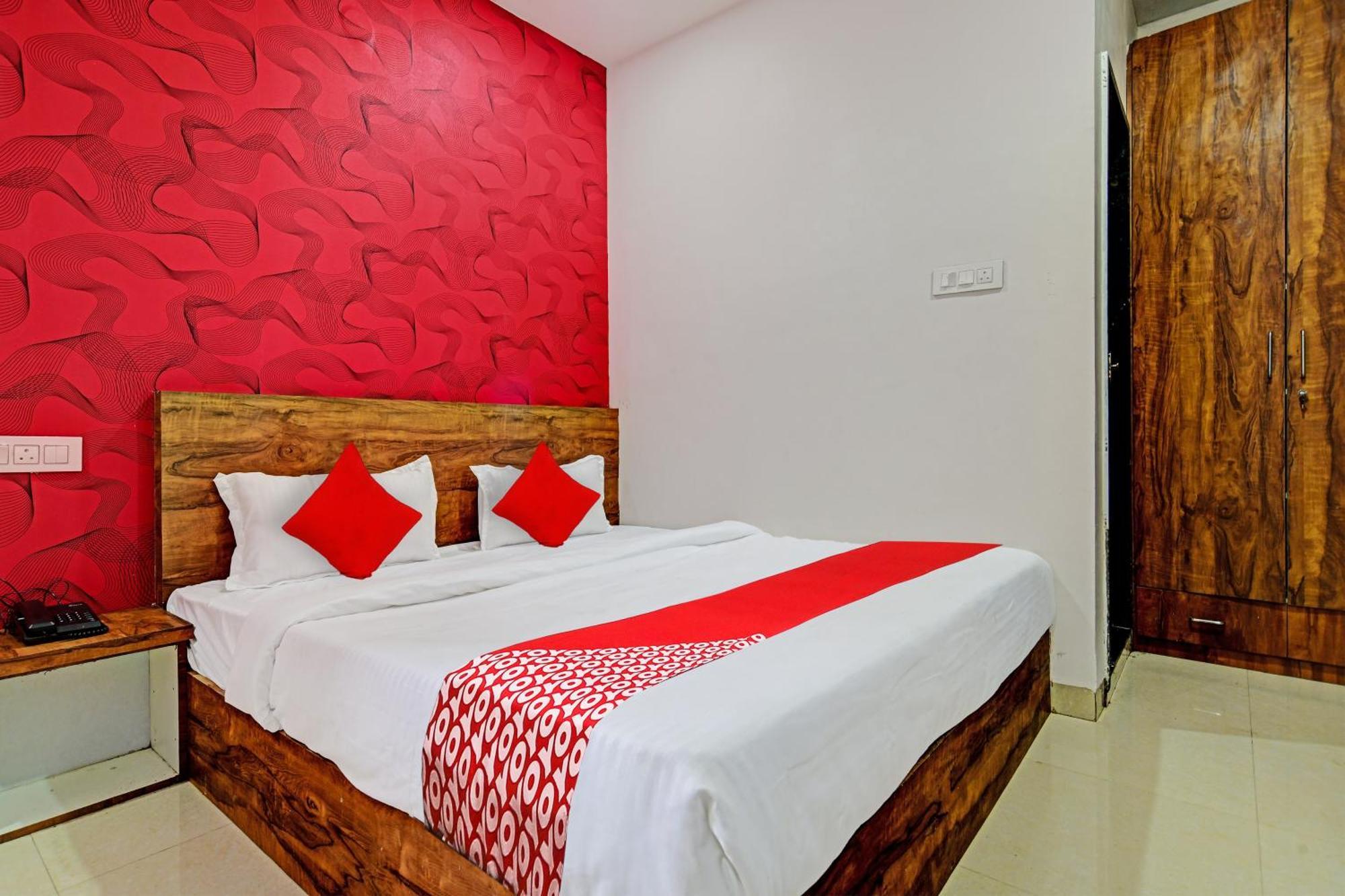 Oyo Flagship Hotel Blue Tick Indore Exterior foto